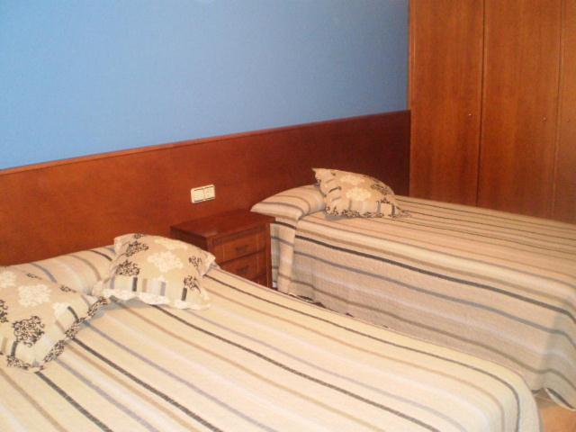Hostal Pernalle Ерілл-ла-Валл Номер фото