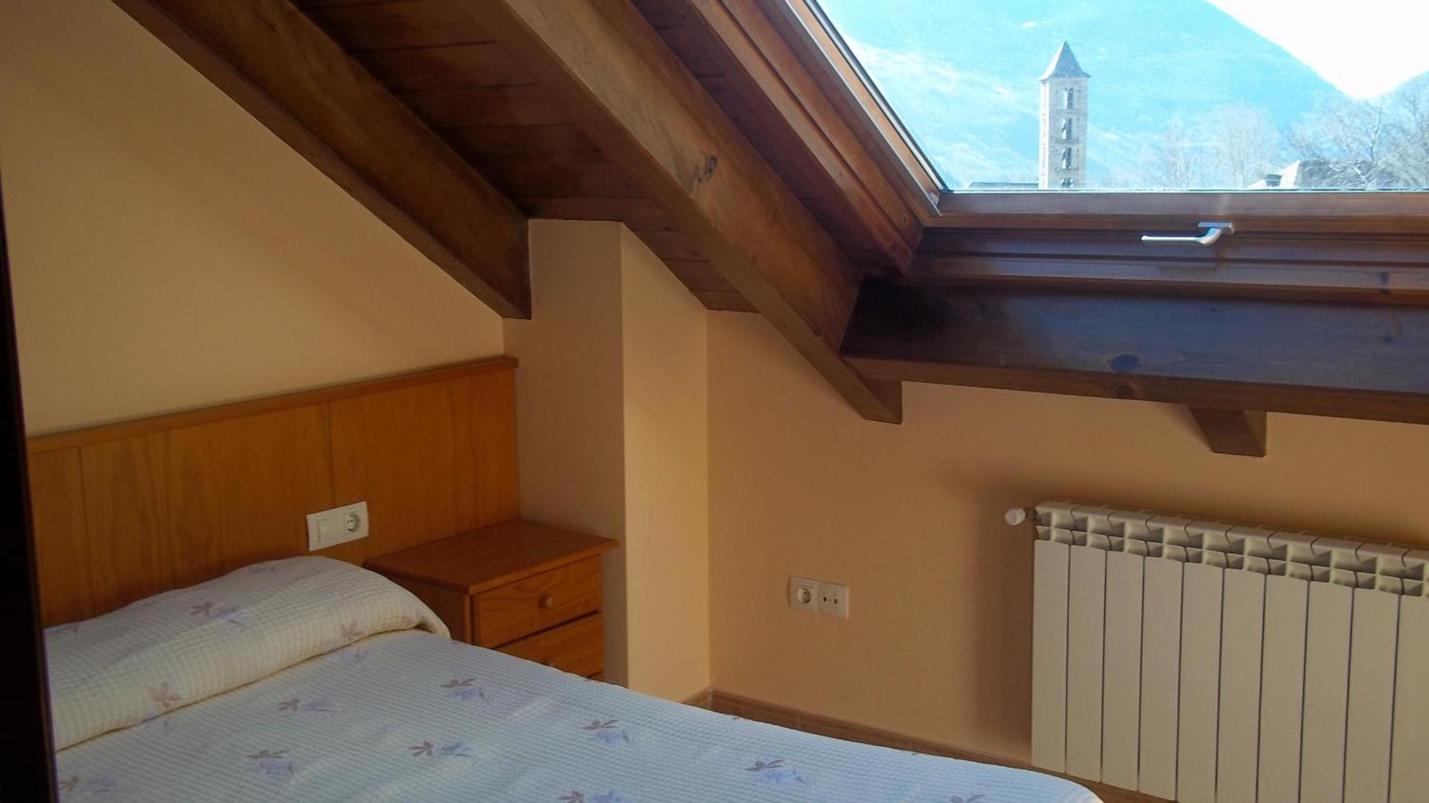 Hostal Pernalle Ерілл-ла-Валл Екстер'єр фото