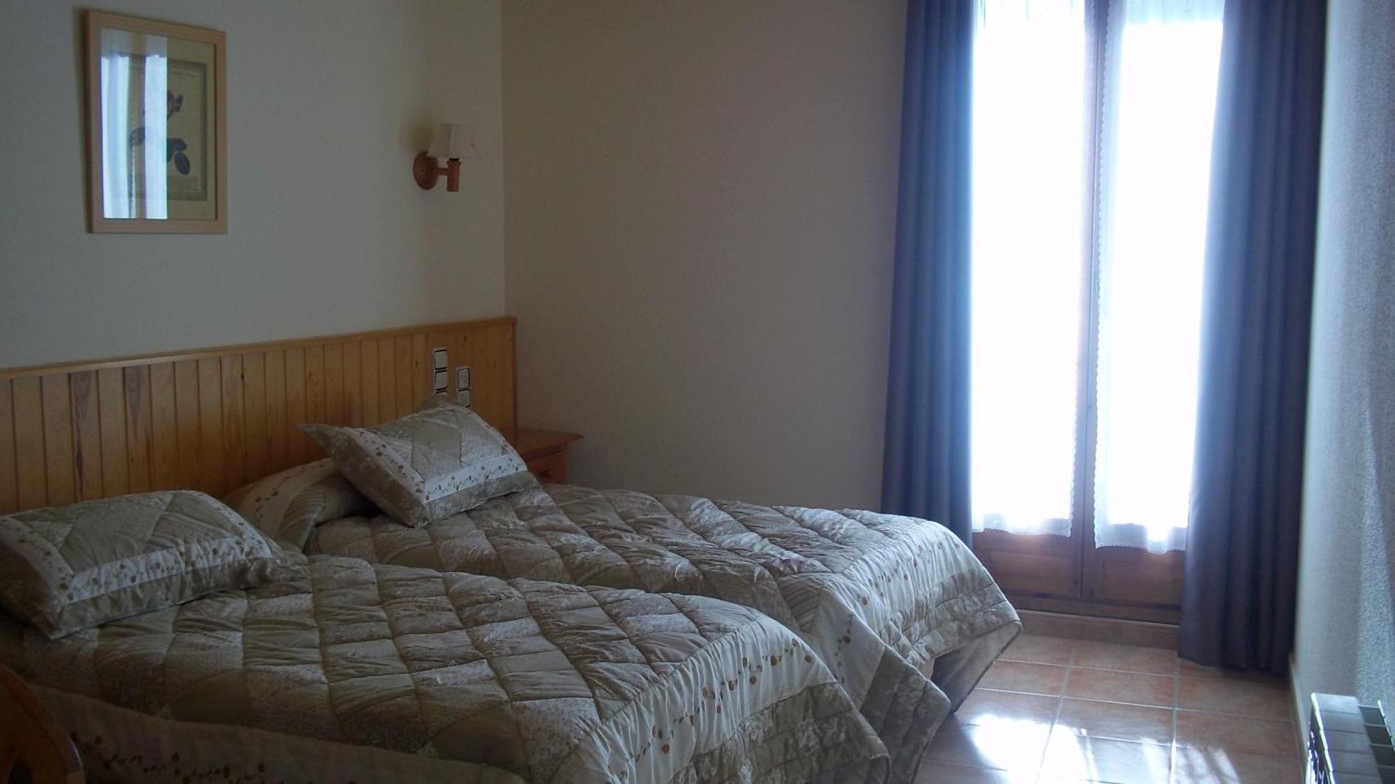 Hostal Pernalle Ерілл-ла-Валл Екстер'єр фото