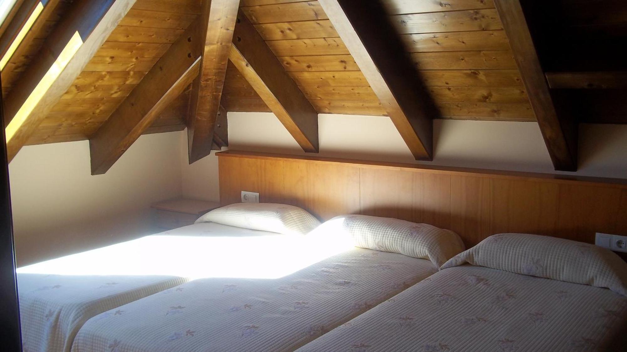Hostal Pernalle Ерілл-ла-Валл Екстер'єр фото