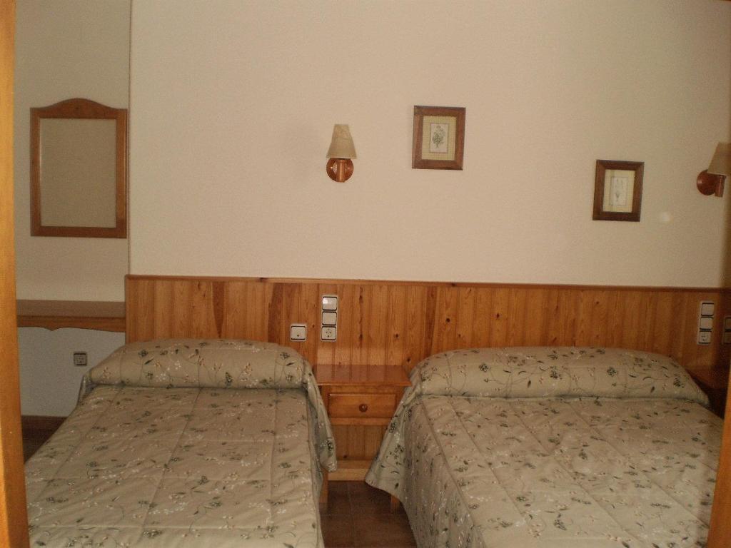 Hostal Pernalle Ерілл-ла-Валл Екстер'єр фото